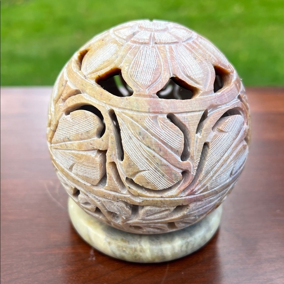 Artisan Hand-Carved Soapstone Sphere Globe Shaped Votive Holder Fairy Lamp - Picture 7 of 11